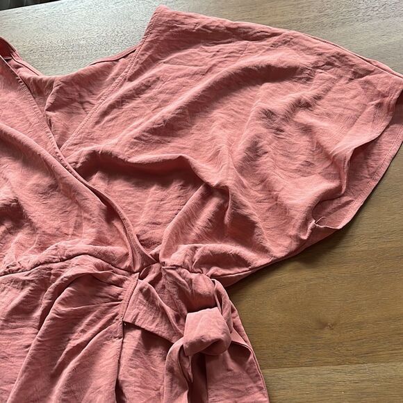 BNWT Women's Mini Wrap Dress - Cupshe- M - Picture 2 of 6